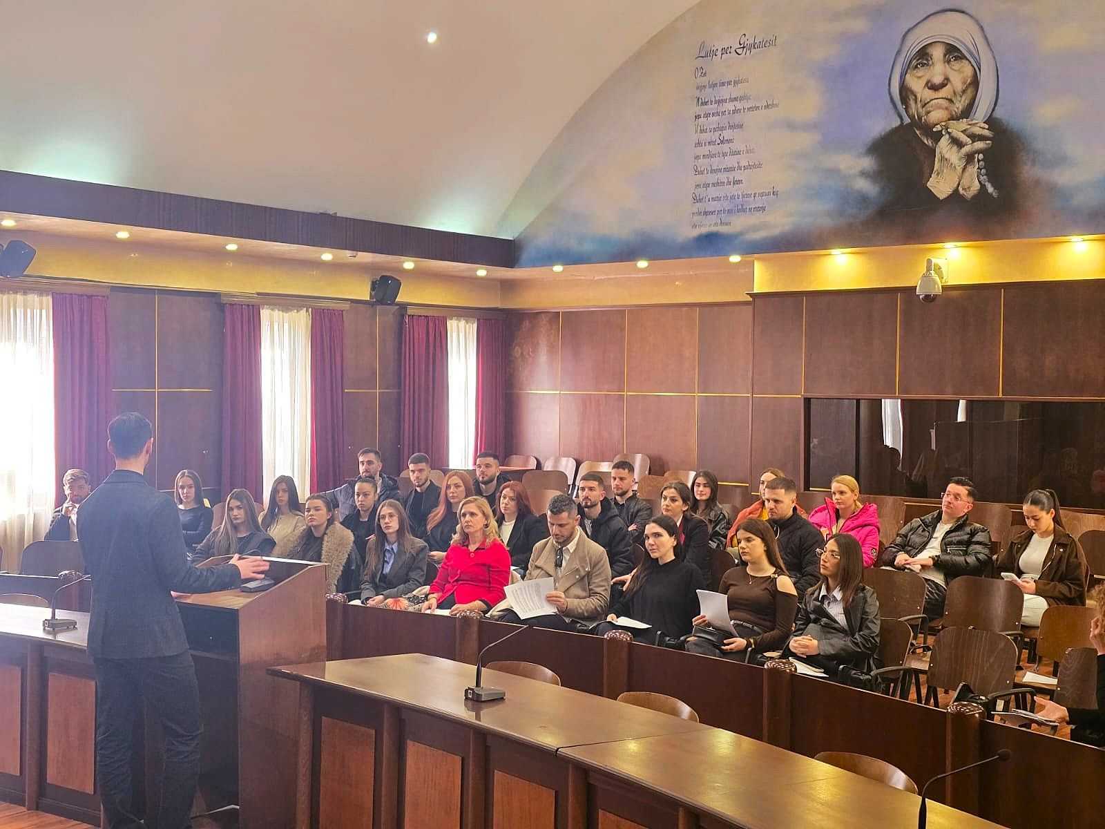 Dita e Hapur në Gjykatë – Studentët e Universitetit Mesdhetar në Gjykatën e Lartë