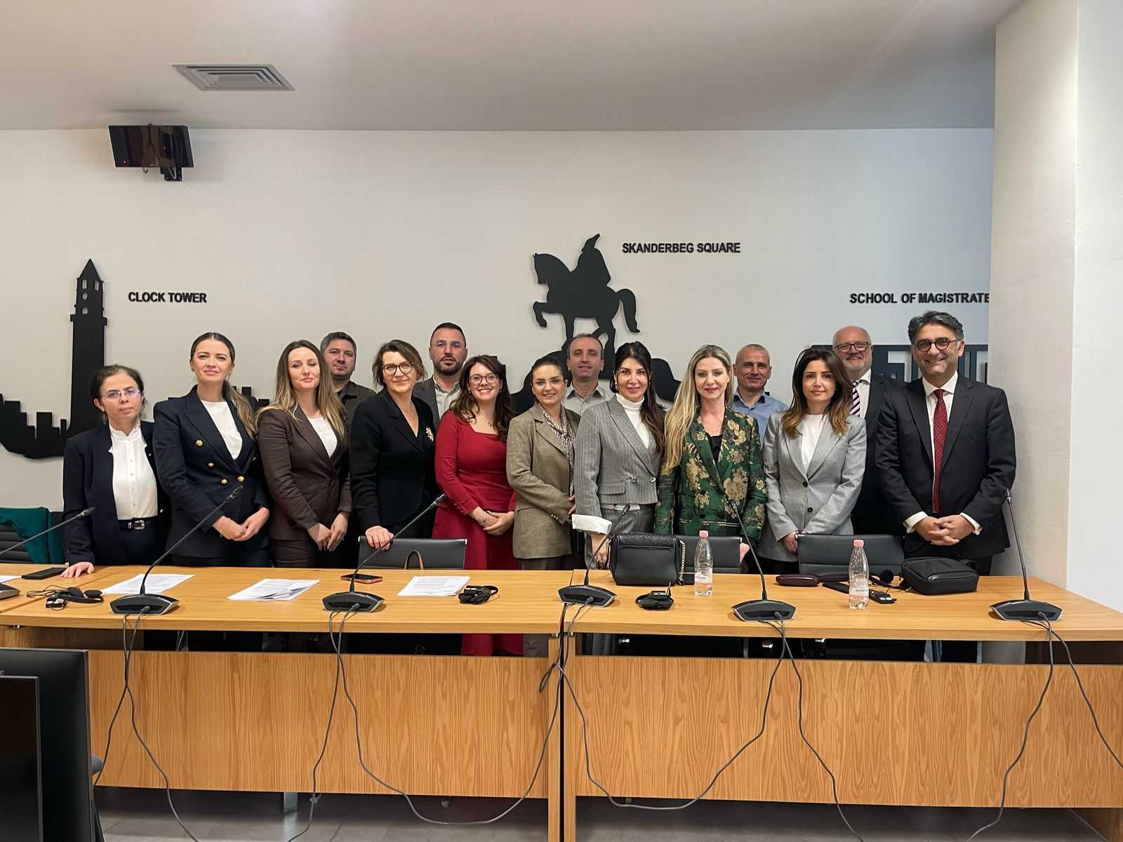 Trajnim për Njësinë Ligjore në bashkëpunim me Ambasadën Britanike dhe Zyrën Gjyqësore të Anglisë dhe Uellsit.