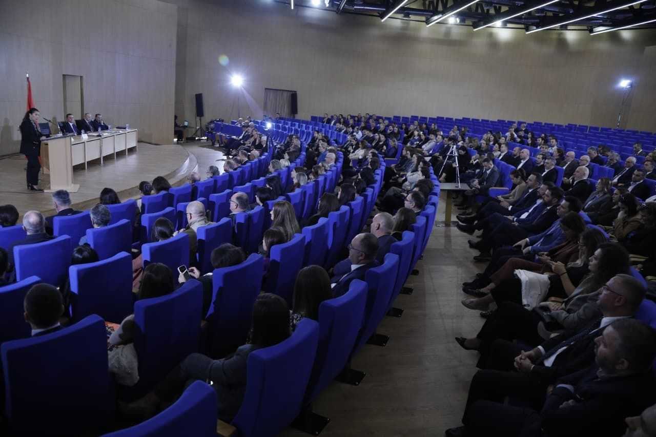 DEKLARATA E GJYQTARËVE TË REPUBLIKËS SË SHQIPËRISË