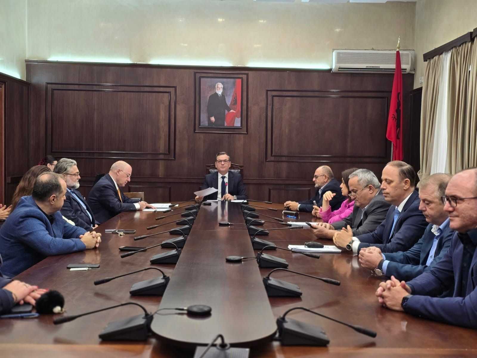 Gjykata e Lartë zgjedh anëtarin e ri të Gjykatës Kushtetuese