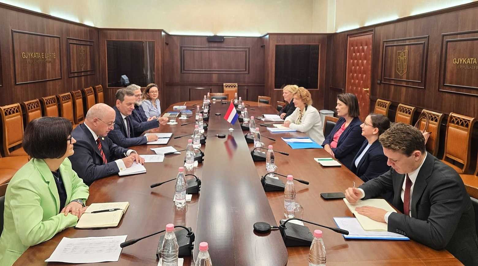 Dialog dhe bashkëpunim ndërgjyqësor mes Gjykatës së Lartë të Shqipërisë dhe Holandës